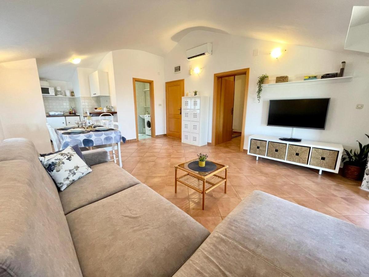 Apartments Ladonja 메덜린 외부 사진