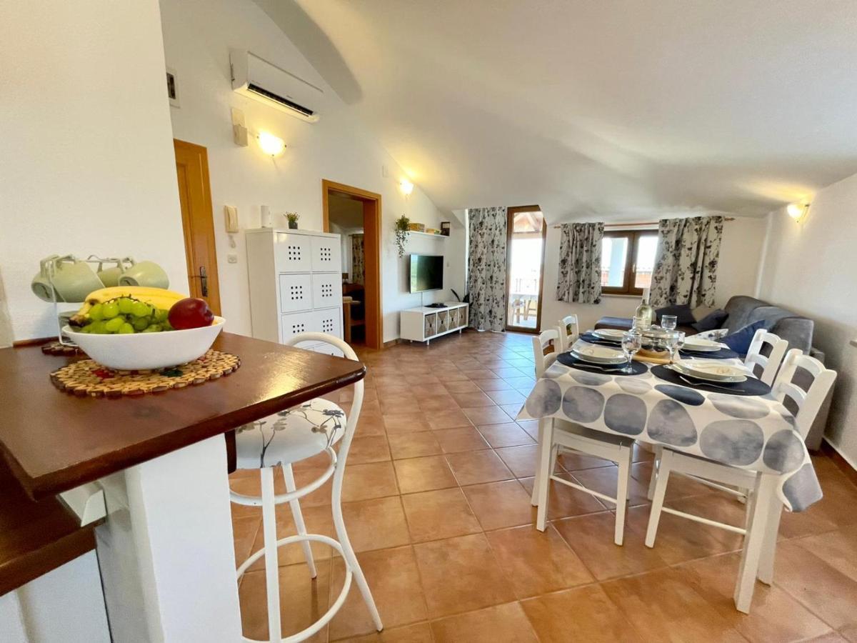 Apartments Ladonja 메덜린 외부 사진