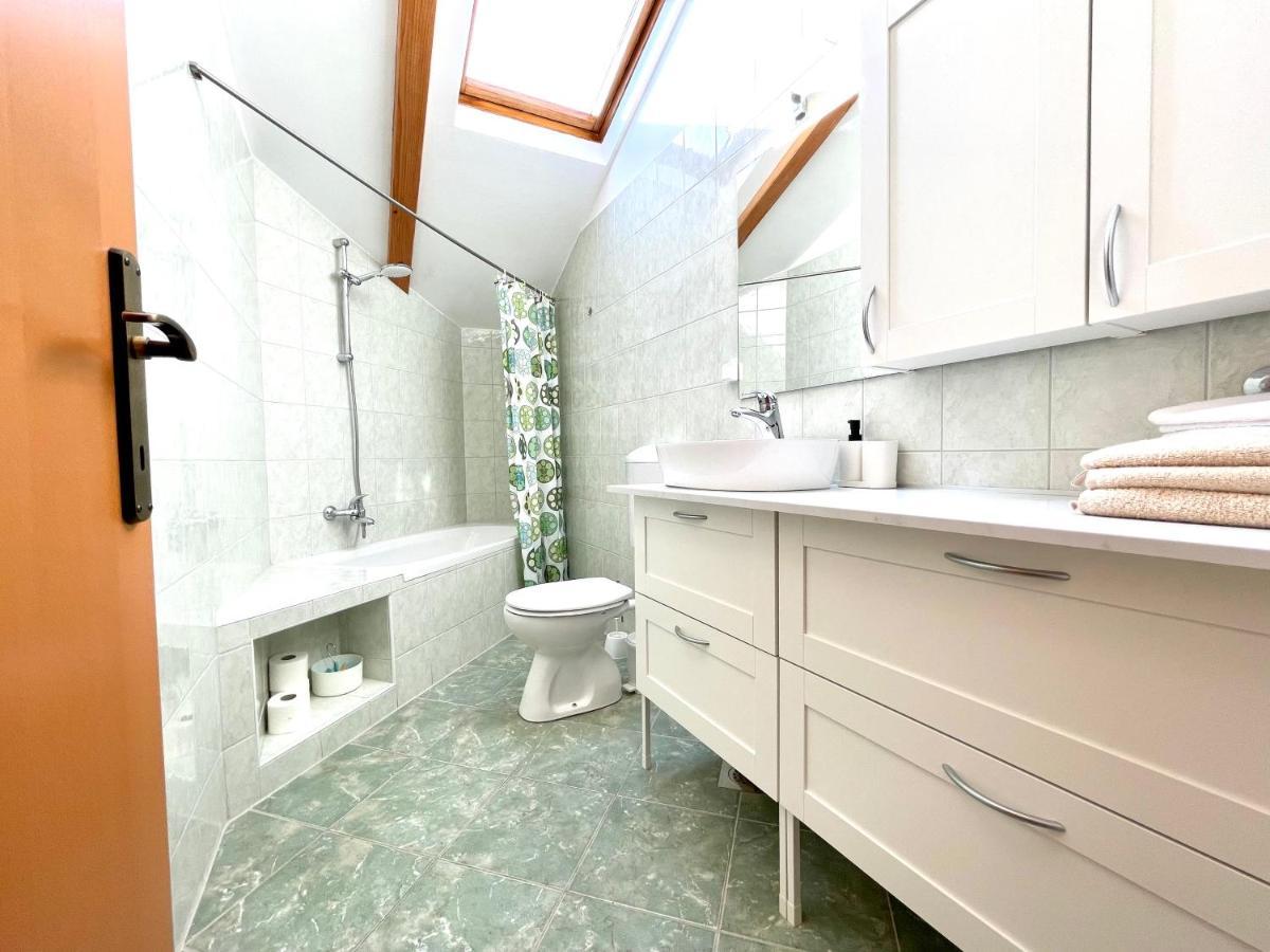 Apartments Ladonja 메덜린 외부 사진